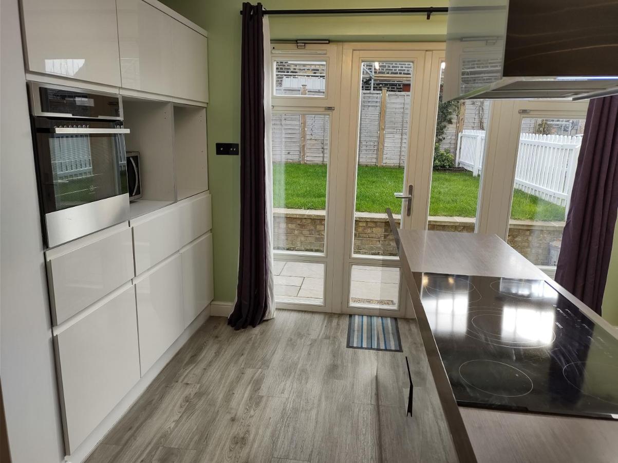 Milton House Villa Sittingbourne Luaran gambar
